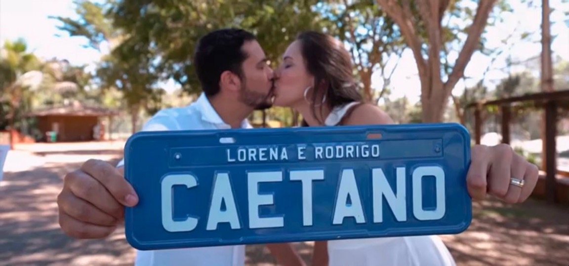 Placa personalizada Lorena e Rodrigo Caetano